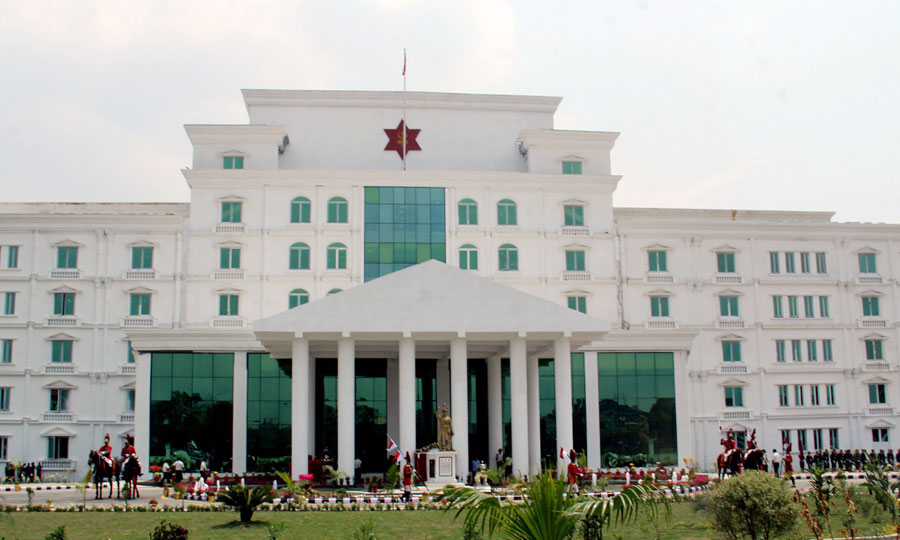 नेपाली सेनामा चिकित्सकदेखि कम्प्युटर अपरेटरसम्मका लागि अवसर