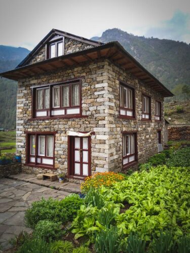 पहिलोपटक घर बनाउनेलाई निःशुल्क निर्माण सामग्री दिने प्रस्ताव, कसले पाउँछन् सुविधा?